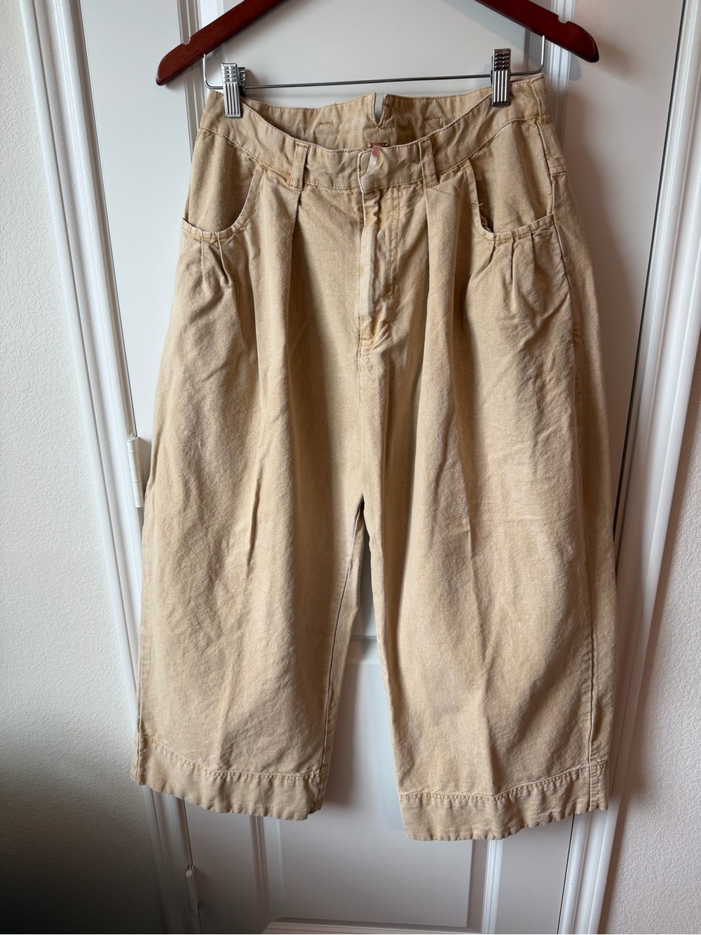 ⚡️Free People Sweet Talk Wide Leg Crop Pants in Tan - Picture 4 of 7
